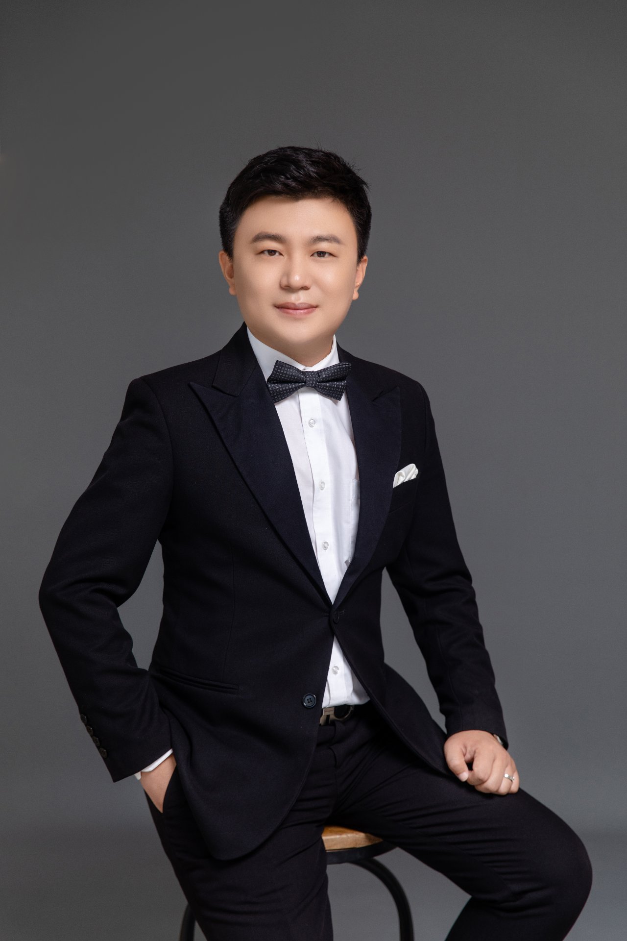 岳宝玉律师